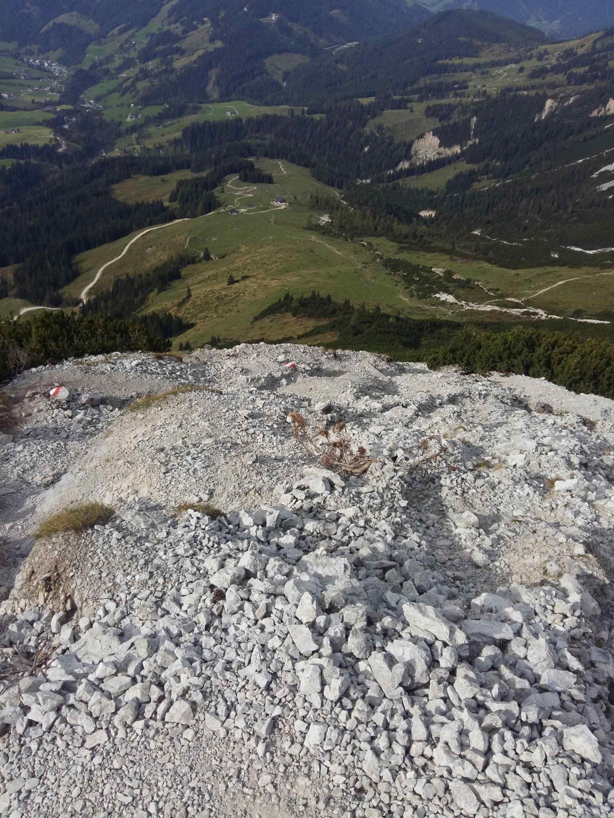 Überquerung des Geröllfeldes