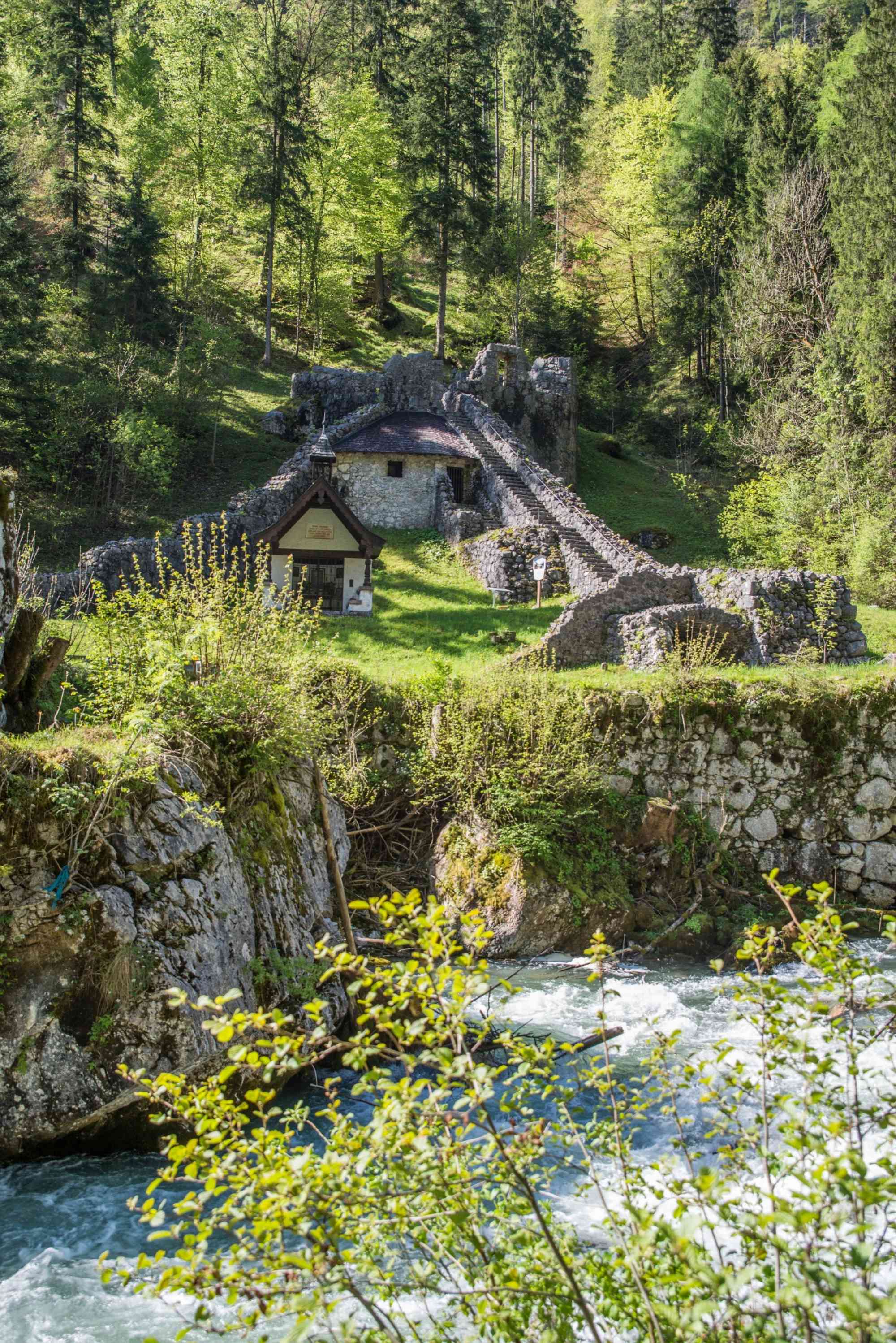 Ruine Paß Strub
