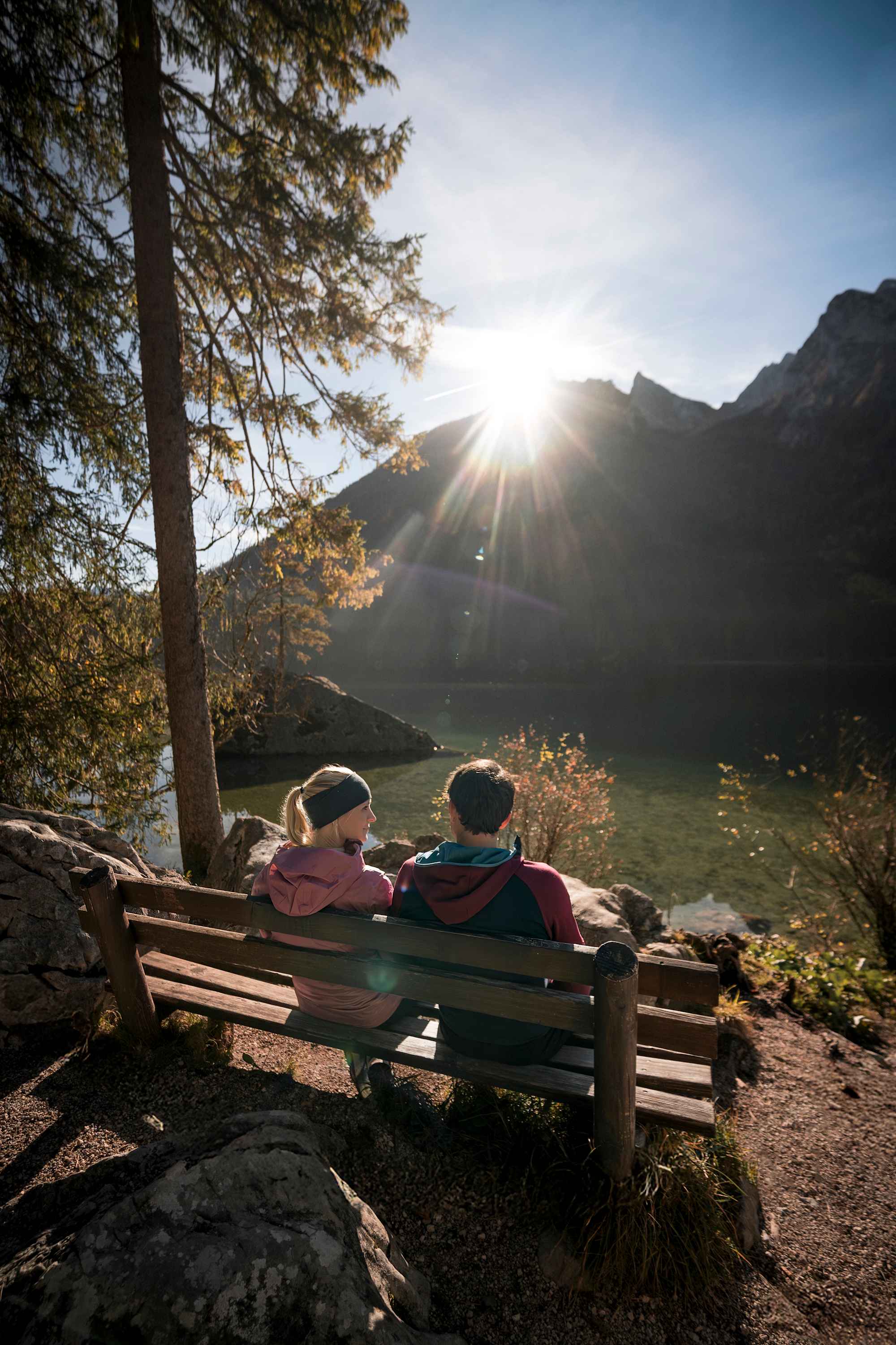 Rast am herbstlichen Hintersee