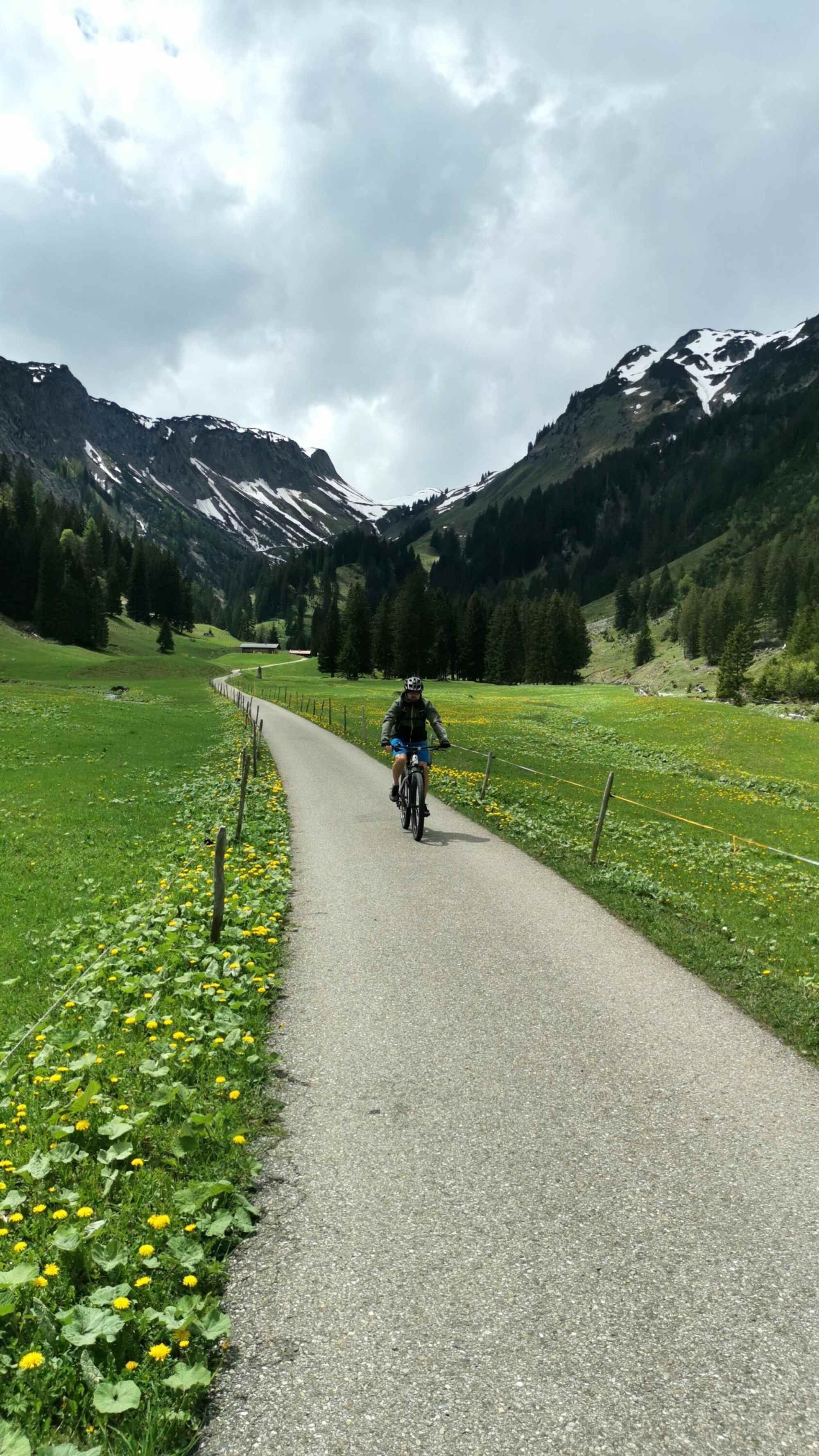 Mit dem Rad im Rappenalptal