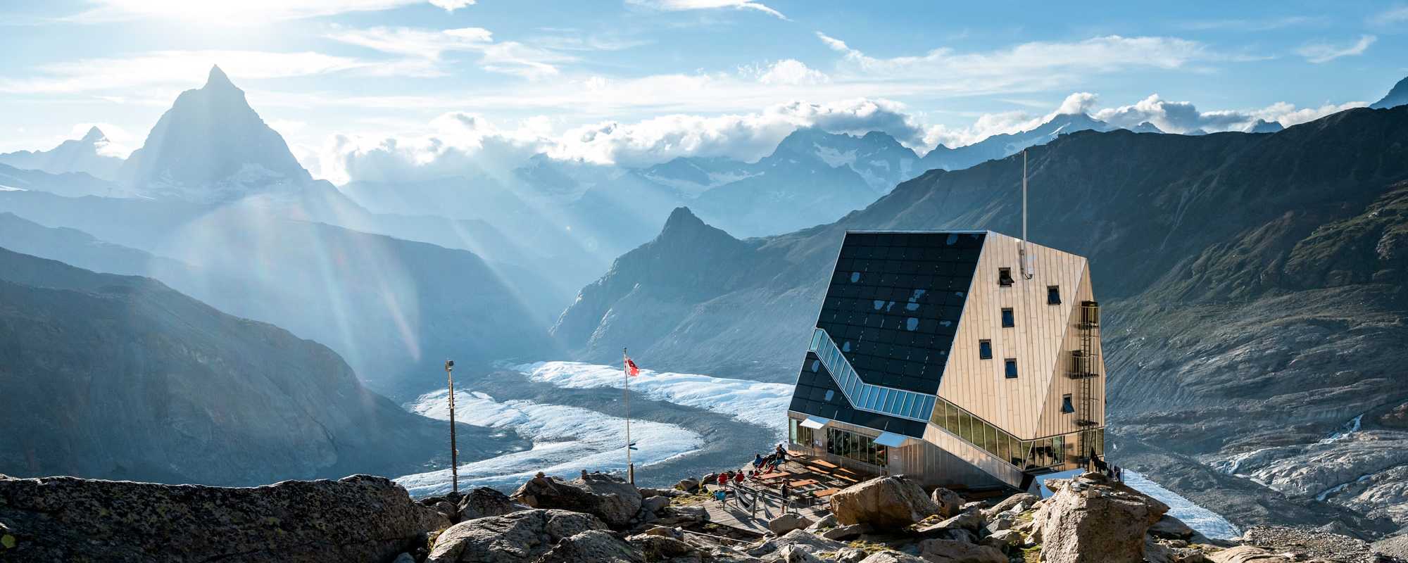 Bergwelten Monte Rosa Hütte Wallis Schweiz Matterhorn