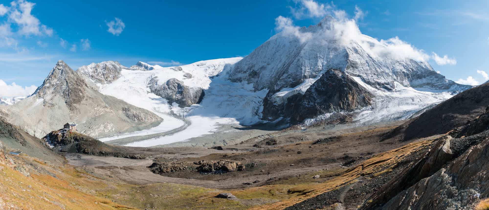 Cabane des Dix in der fantastischen Hochgebirgslandschaft der Walliser Alpen