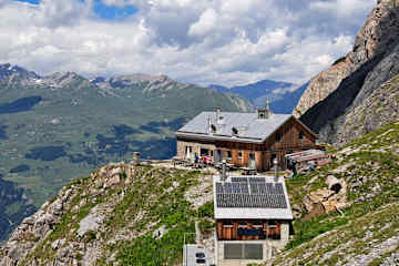 Die Lischana Hütte