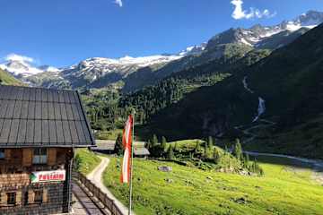 So wunderschön liegt die Postalm im Obersulzbachtal.