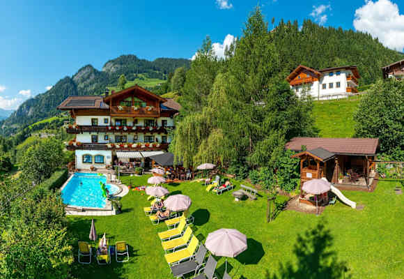 Hotel Dorfer Aussen