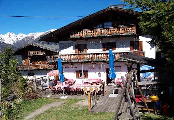 Gaestehaus-Bichl-Sonnenterrasse