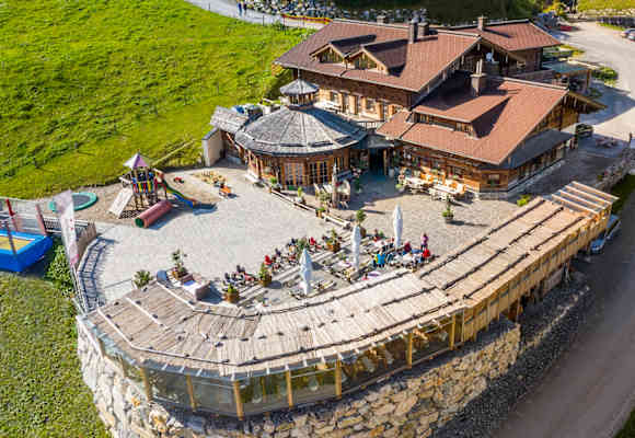 Berghotel Gehwolfalm Aussen