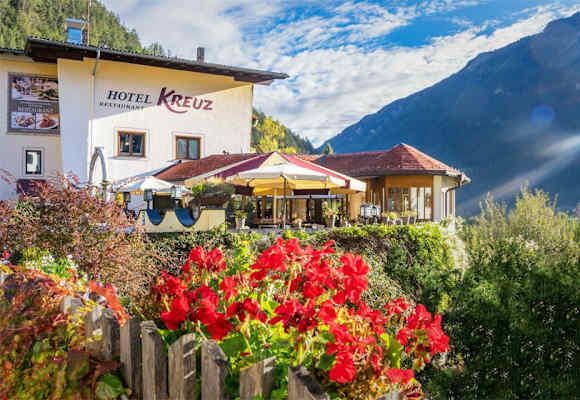 Hotel Kreuz Aussen