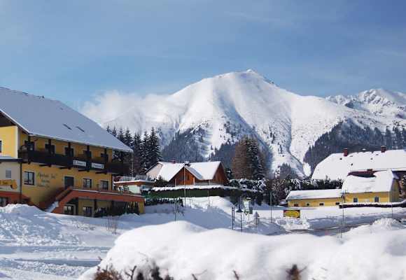 Alpenhotel Lanz ***