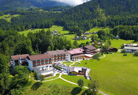 Alm- & Wellnesshotel Alpenhof