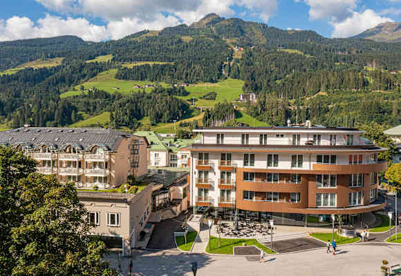 Kurparkhotel Aussen