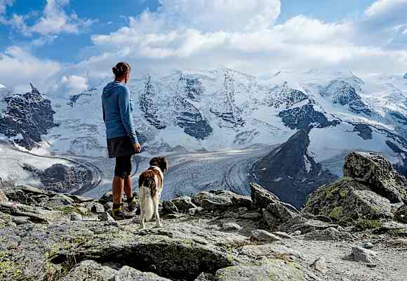 Der Gipfelabstecher zum Munt Pers eröffnet einen tollen Blick auf den Morteratschgletscher. 
