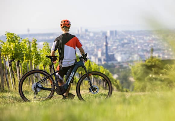 Welche E-Bike Trends auf uns zukommen werden, verraten uns die Bike-Spezialisten von KTM Fahrrad.
