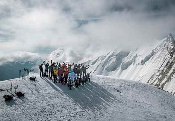 Bei der 100 % Women Peak Challenge haben 2021 mehr als 700 Frauen alle Viertausender der Schweiz erklommen.