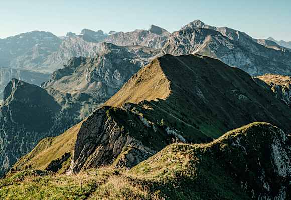 Der Tell-Trail führt in acht Tagesetappen von Altdorf auf das Brienzer Rothorn. 