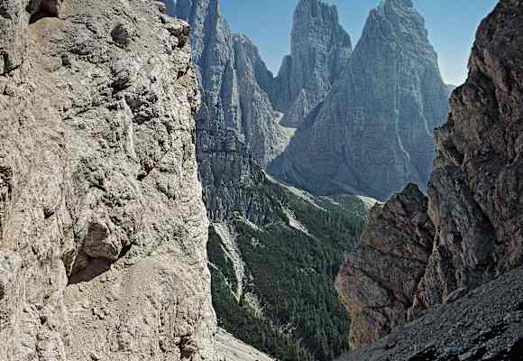 Unterwegs am Dolomiten-Höhenweg Nr. 1