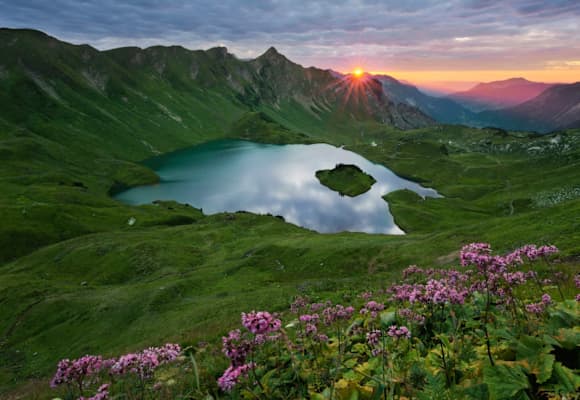 Der Schrecksee bei Bad Hindelang in den Allgäuer Alpen in Bayern