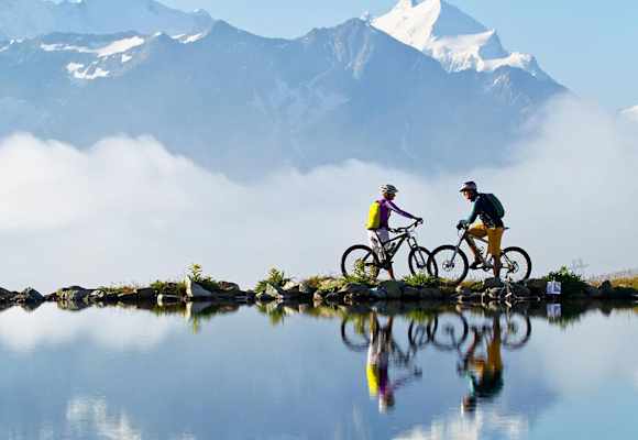 Mit dem E-Bike durchs Bündner Land