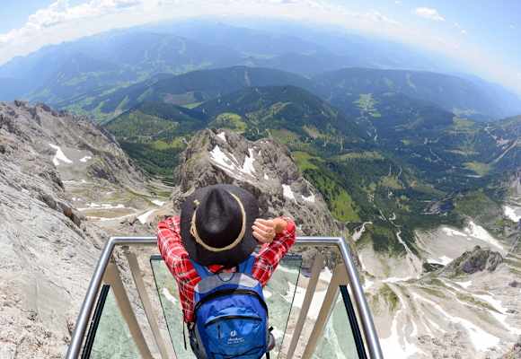 „Treppe ins Nichts“ 