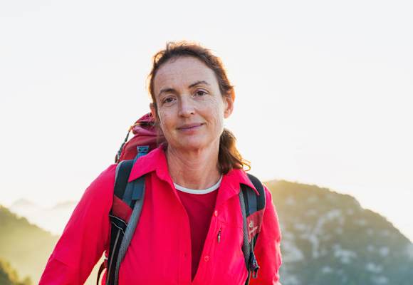 Aina Escriva: Wanderführerin und Kartografin. 
