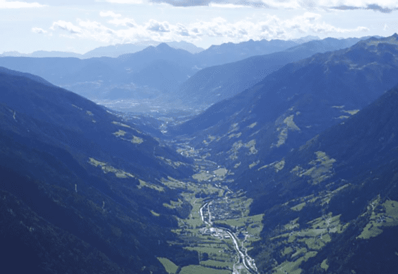 Die Halbtagestour auf den Fleckner überzeugt jeden Bergwanderer.