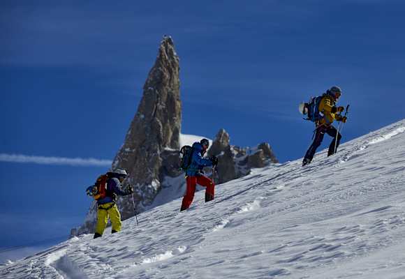 Ski Touring mit Komfort und Sicherheit.