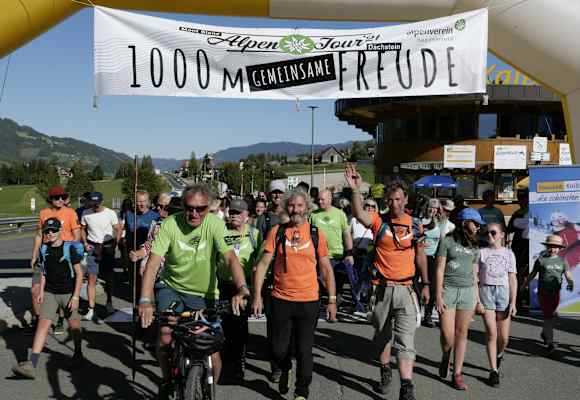 Zieleinlauf der ALPEN-TOUR 2021