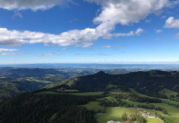 Ausblick vom Gipfel der Reisalpe auf die Gutensteiner Alpen, Niederösterreich