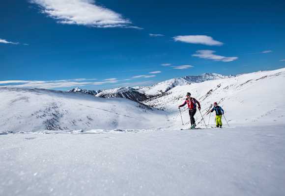 Der Nockberge-Trail: Die Skidurchquerung mit Wildnis- und Wellnessfaktor