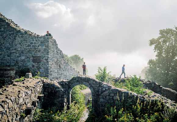 Von Vulkanen, sieben Hügeln und Drachenfelsen: das Siebengebirge