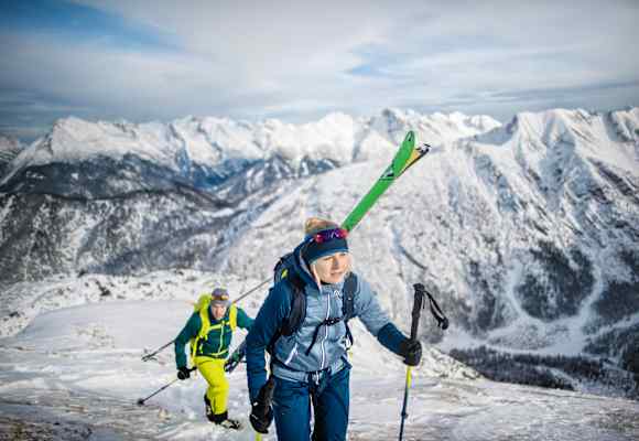 Bewirb dich für die verantwortungsvolle Skitour mit Löffler