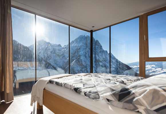 Bergwelten Hütten besondere Zimmer Dolomitenhütte