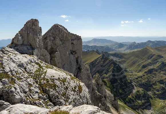 Bergwelten Dokumentation Mit Simon Messner durch Montenegro