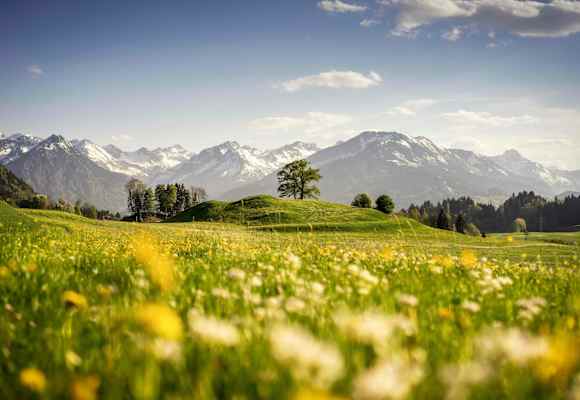 Oberstdorf im Allgäu - ein guter Platz, um die Lebensgeister im Frühling zu aktivieren.