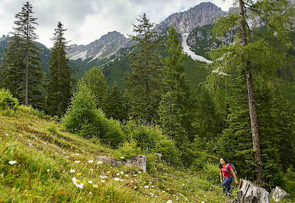 Wer viel in den Bergen unterwegs ist, der sollte gut mit seiner Ausrüstung vertraut sein