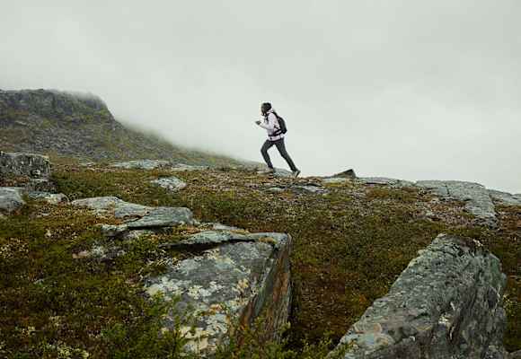 Läufer, Nebel, Berglauf, Berg, haglöfs