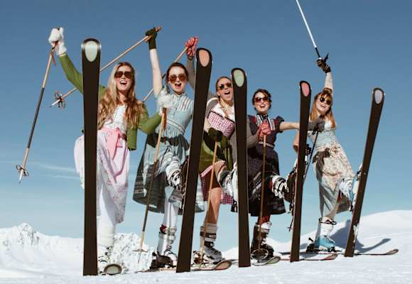 Kästle Dirndl-Skitag am Arlberg