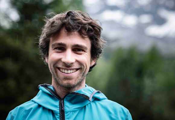 Vittorio Messini ist seit 12 Jahren Bergführer und führt für die Kalser Bergführer sowie für die Eiskletterschule iceGuides.