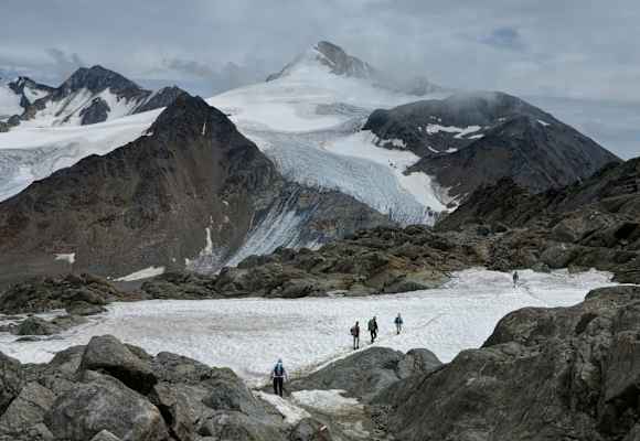 Similaun mit Bergsteiger