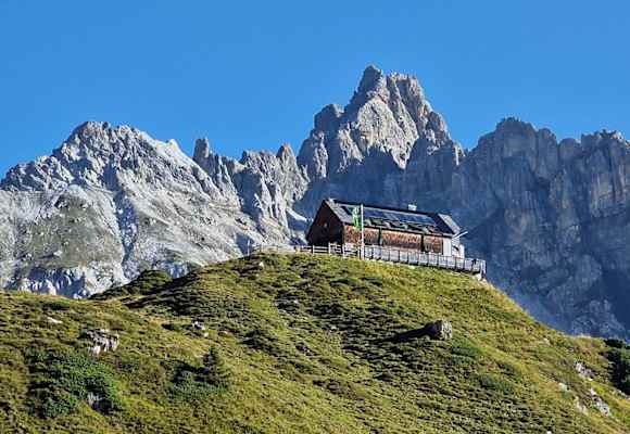 Die Franz-Fischer-Hütte im Riedingtal im Salzburger Lungau setzt auf reine Pflanzenküche.