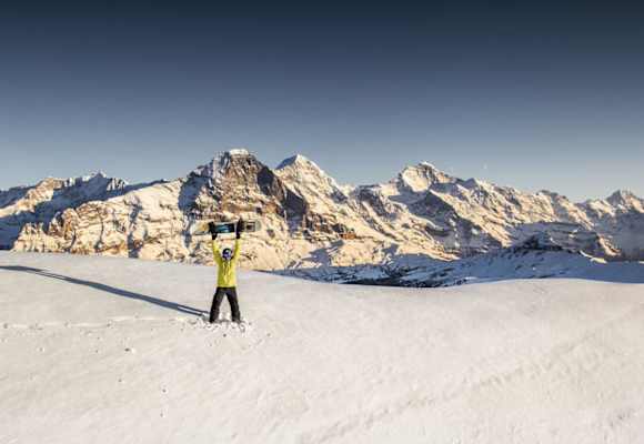 Interlaken: auf der Kleinen Scheidegg mit Blick auf Eiger, Mönch & Jungfrau