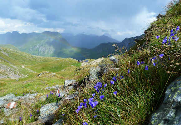 Blick auf die Fillmoor-Standschützenhütte am Karnischen Kamm