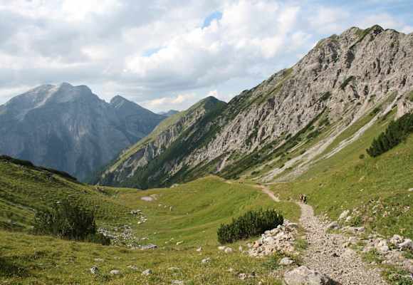 Etappe 10 des Adlerweges führt durch das Karwendel.