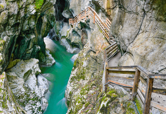 Die Lammerklamm bei Scheffau ist ein überaus beliebtes Ausflugsziele an heißen Sommertagen