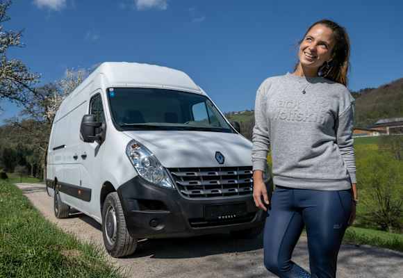 Laura stellt euch unseren Bergwelten-Bus „Vanda“ vor