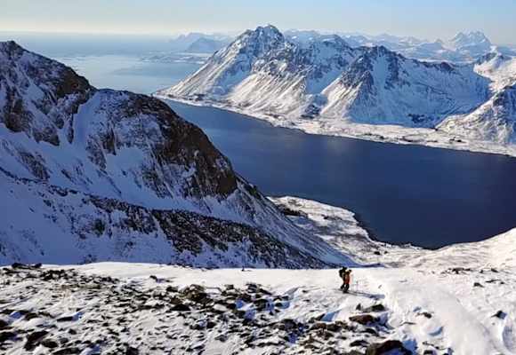 Ein Paradies in Weiß-Blau: Nein, nicht Bayern, sondern die Lofoten