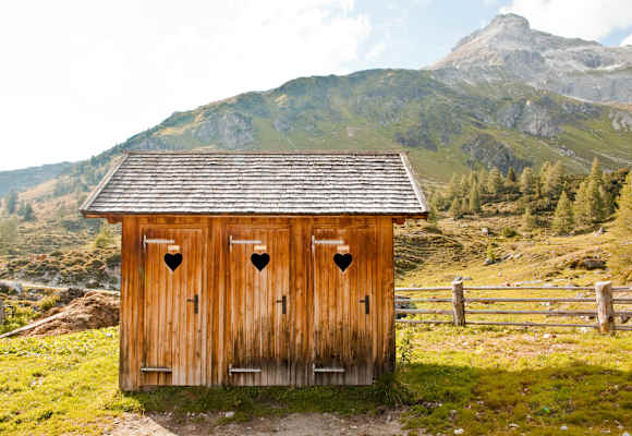 Plumpsklos im Salzburger Lungau