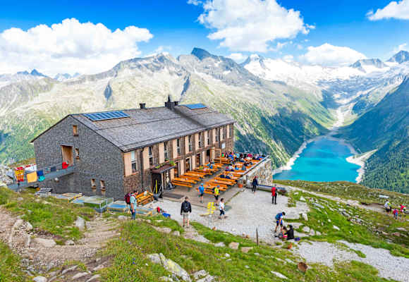Die Olpererhütte (2.389 m) in den Zillertaler Alpen
