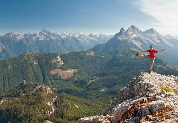 Wandern macht glücklich: Doch was gilt es beim Kauf eines Wanderschuhs alles zu beachten?