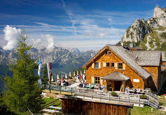 Die Erfurter Hütte im Rofangebirge (Tirol) 